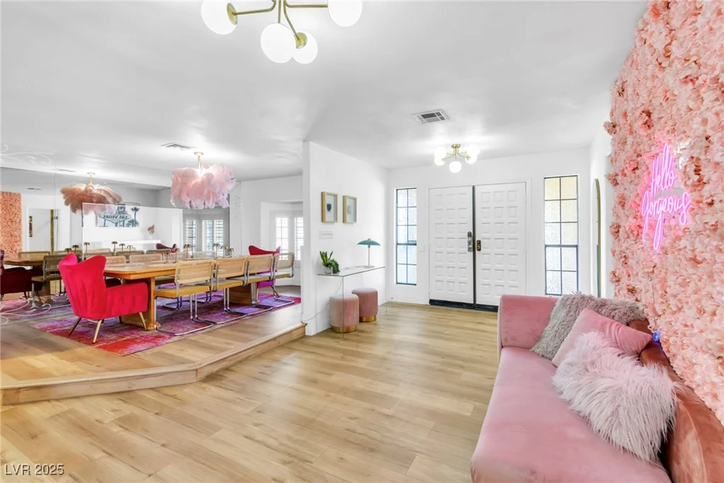 4427 Coventry, Las Vegas, NV 89121