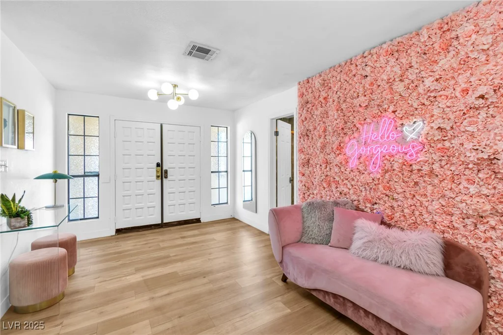 4427 Coventry, Las Vegas, NV 89121