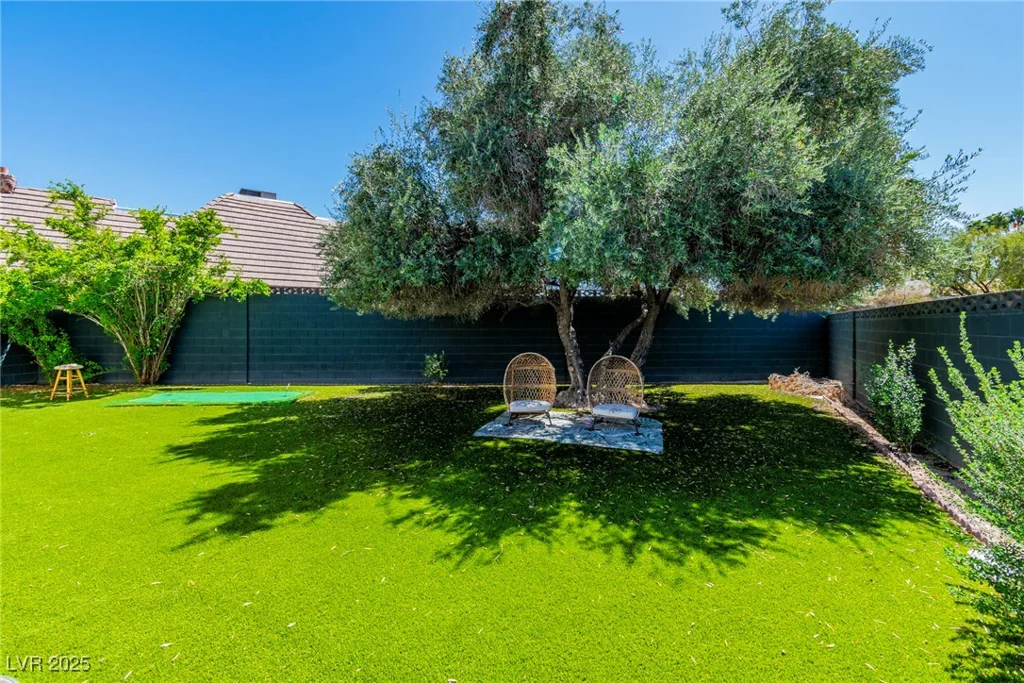 4427 Coventry, Las Vegas, NV 89121