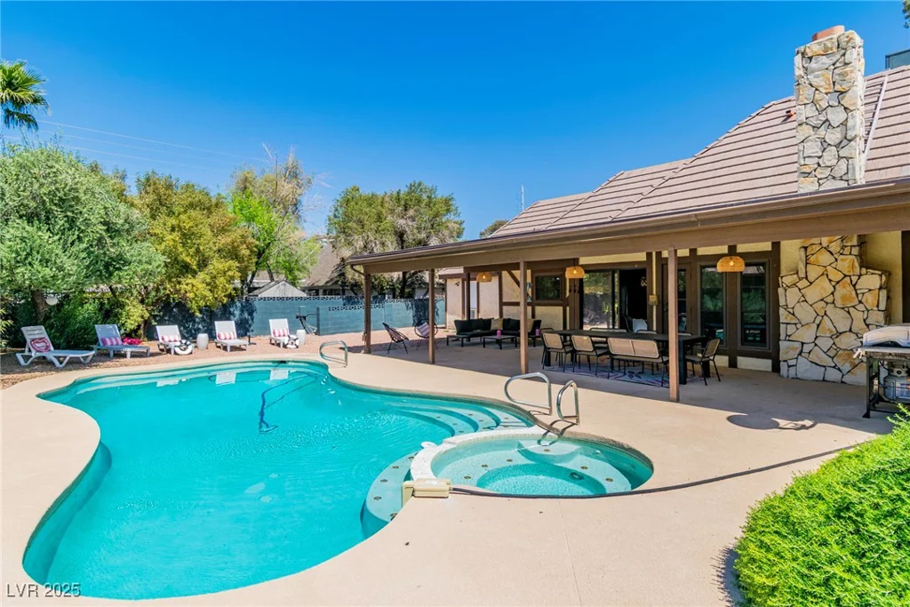 4427 Coventry, Las Vegas, NV 89121
