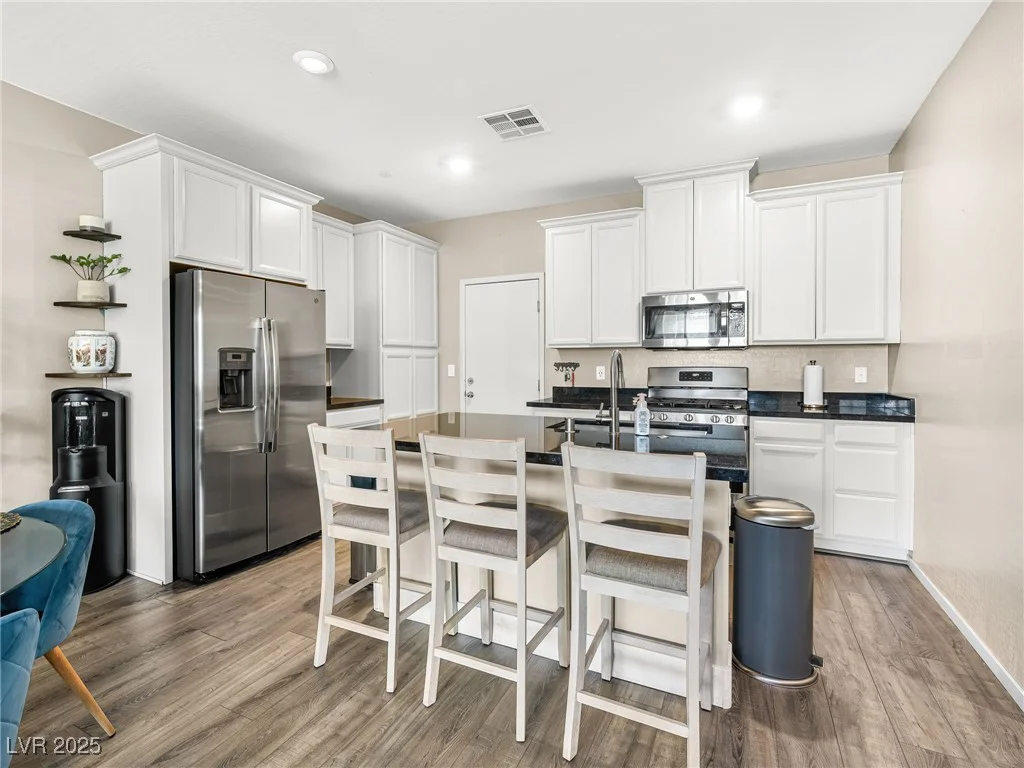 8701 Giant Causeway, Las Vegas, NV 89148