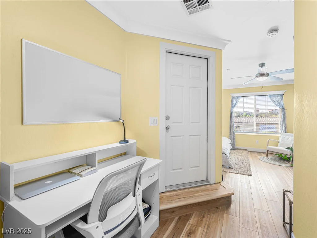 8701 Giant Causeway, Las Vegas, NV 89148
