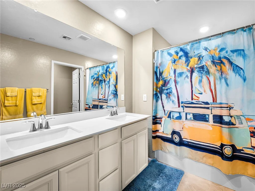 8701 Giant Causeway, Las Vegas, NV 89148