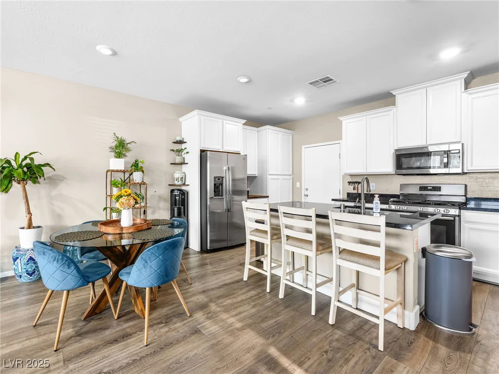 8701 Giant Causeway, Las Vegas, NV 89148