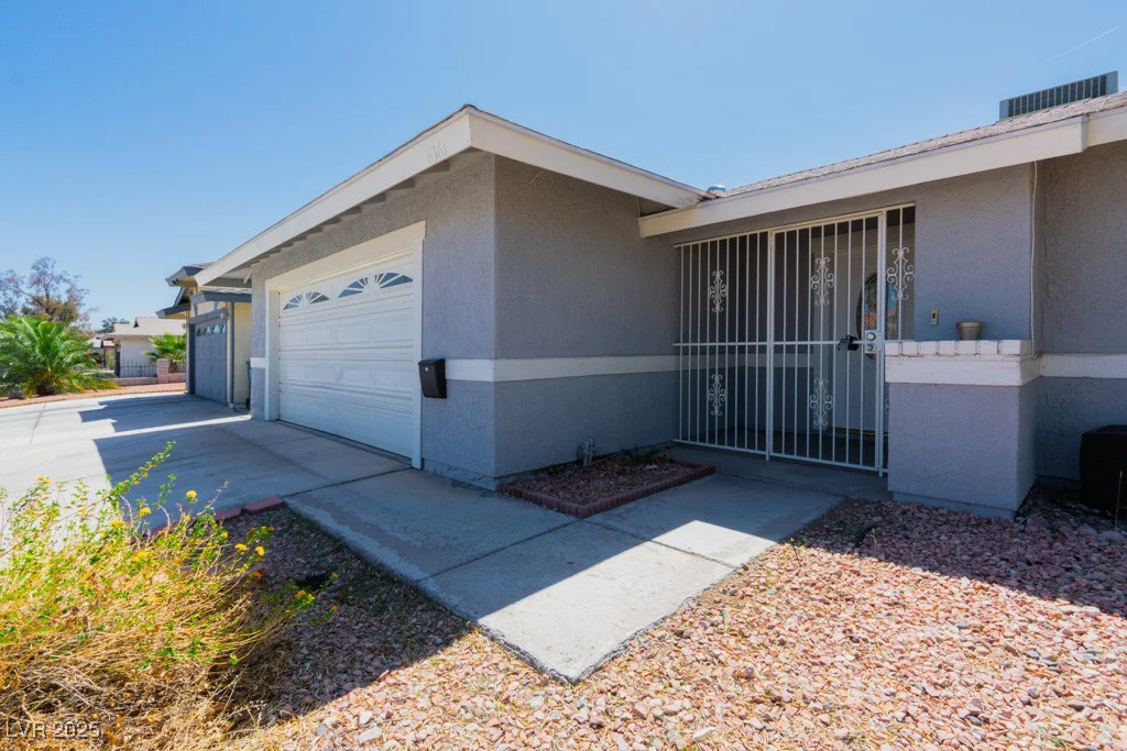 6361 Viking, Las Vegas, NV 89103