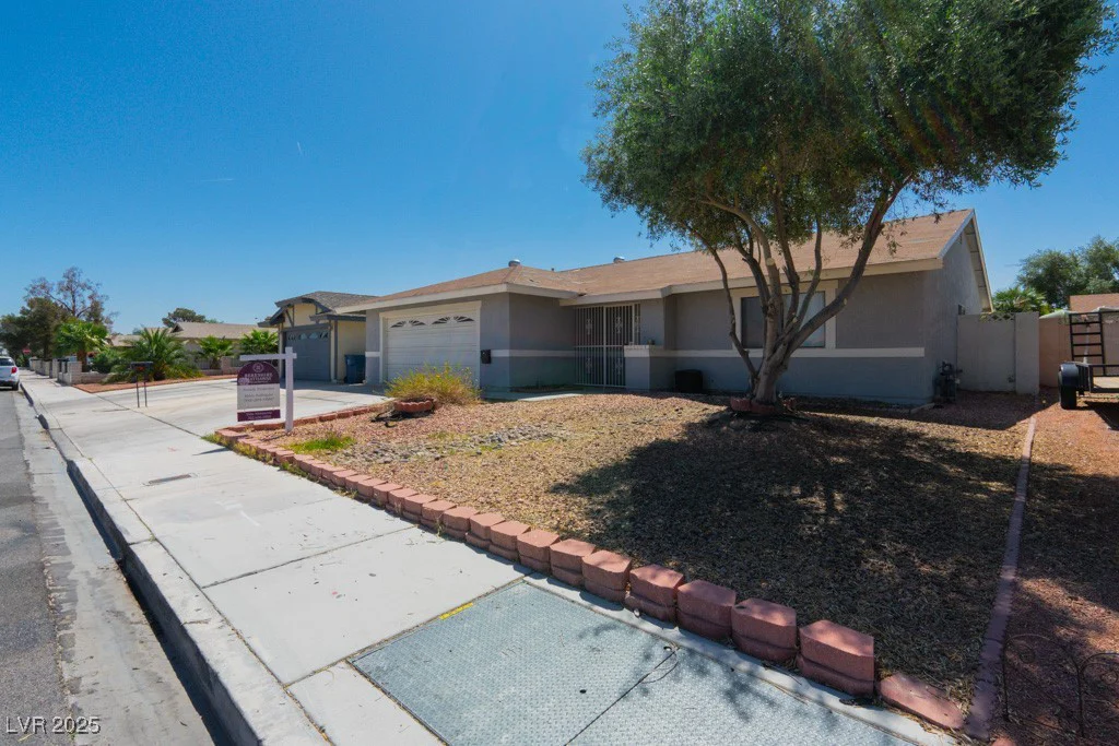 6361 Viking, Las Vegas, NV 89103