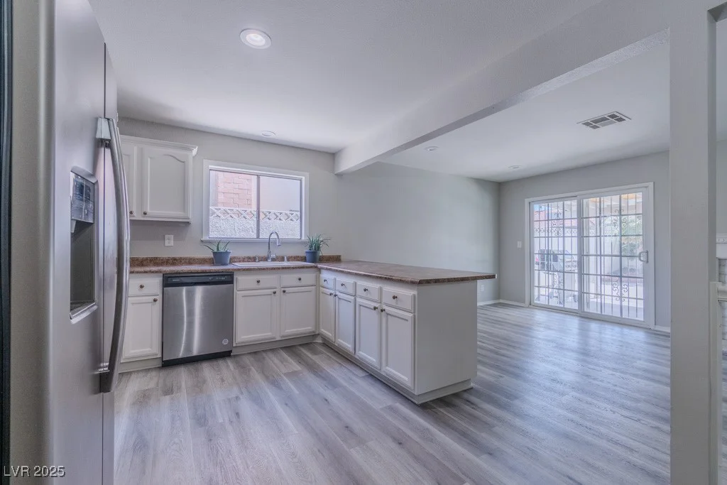 6361 Viking, Las Vegas, NV 89103