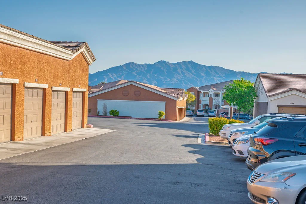 9303 Gilcrease, Las Vegas, NV 89149