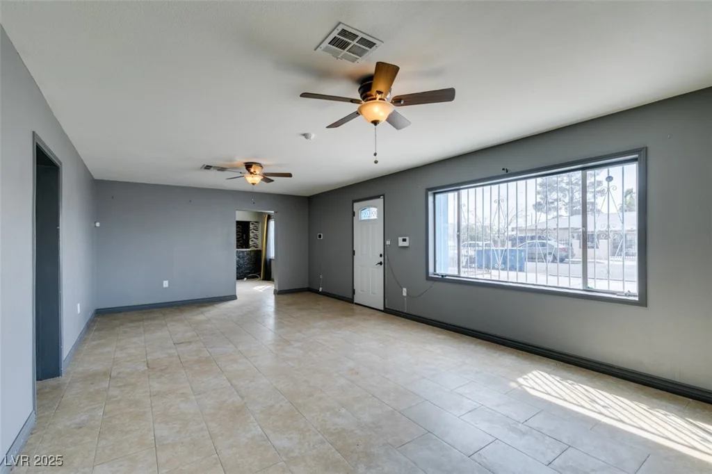 4312 Baxter, Las Vegas, NV 89107