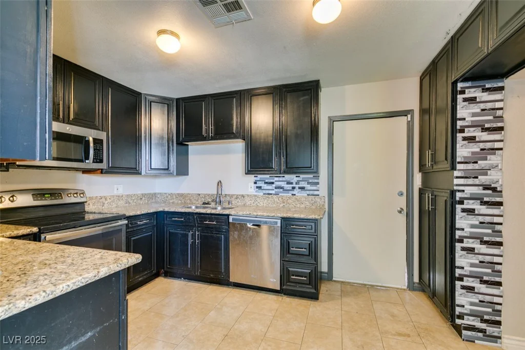 4312 Baxter, Las Vegas, NV 89107