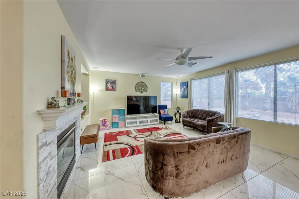 1611 Silent Sunset, North Las Vegas, NV 89084
