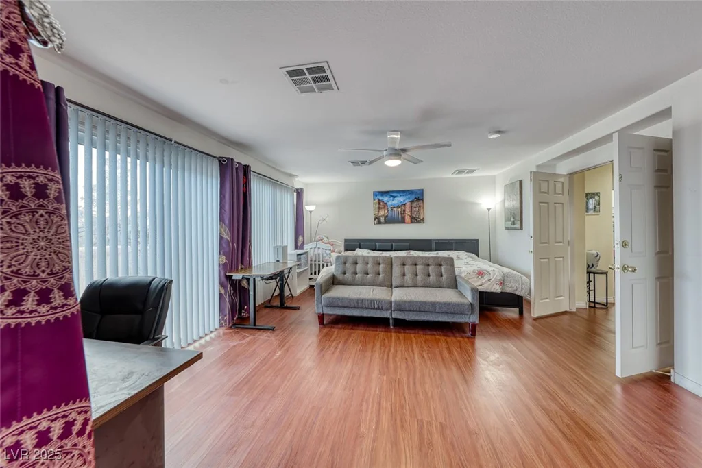 1611 Silent Sunset, North Las Vegas, NV 89084