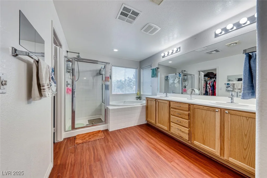 1611 Silent Sunset, North Las Vegas, NV 89084