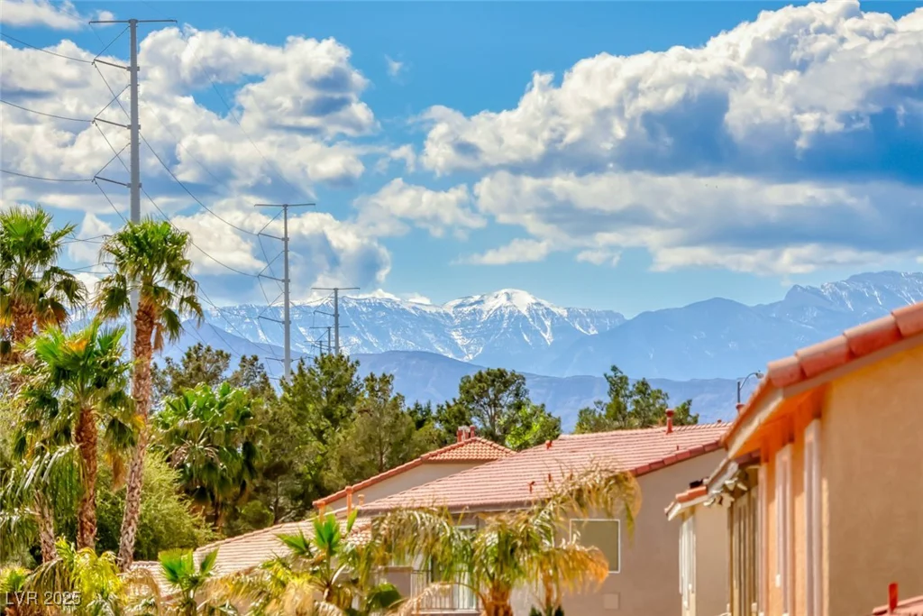 1611 Silent Sunset, North Las Vegas, NV 89084