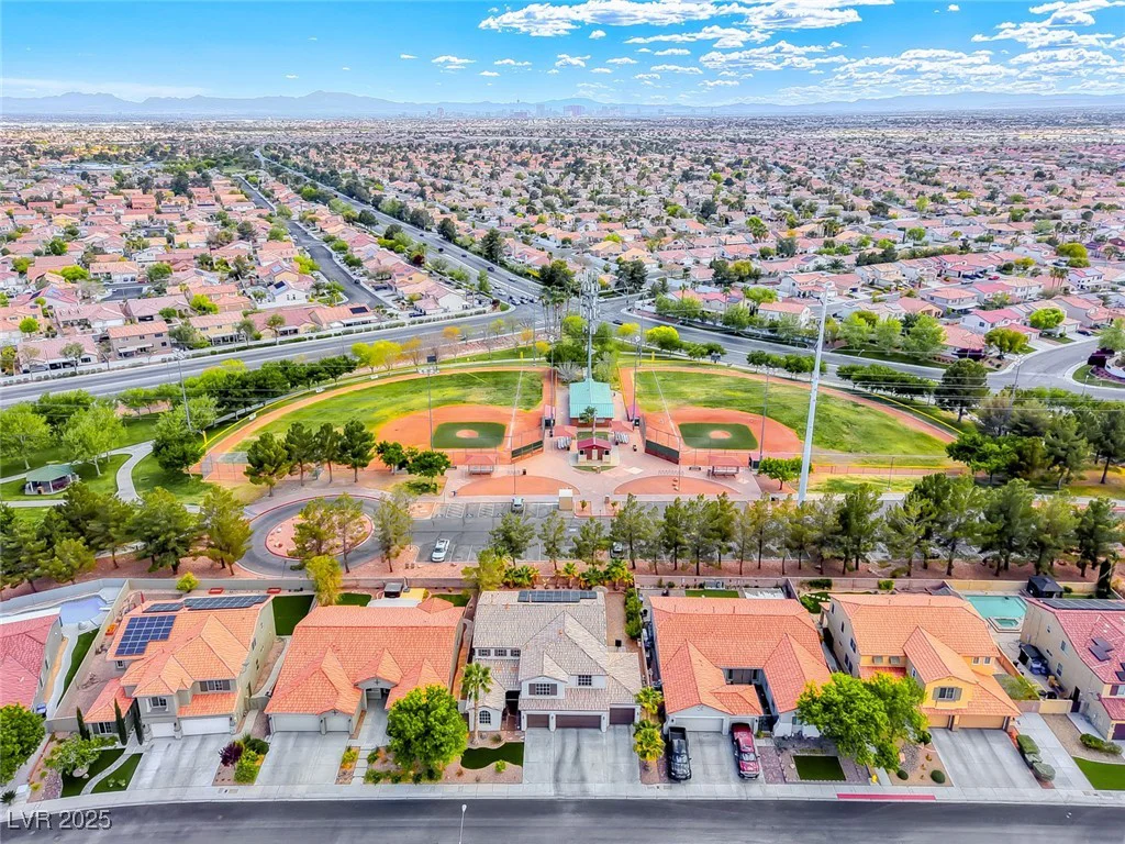1611 Silent Sunset, North Las Vegas, NV 89084