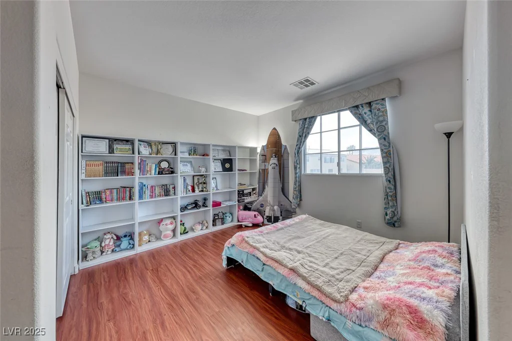 1611 Silent Sunset, North Las Vegas, NV 89084