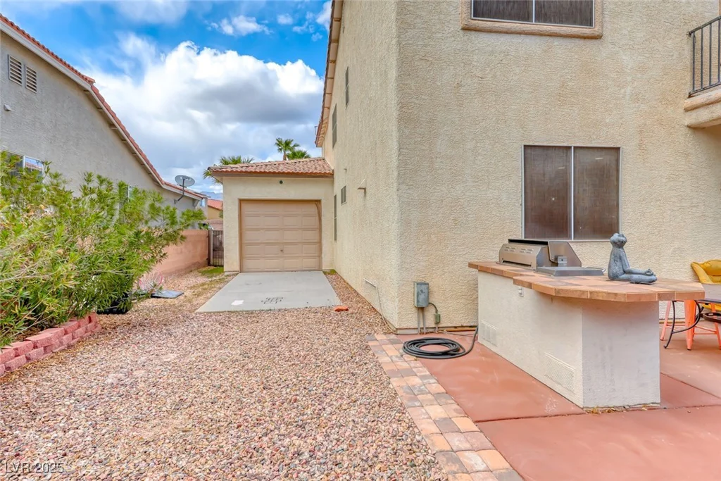 1611 Silent Sunset, North Las Vegas, NV 89084