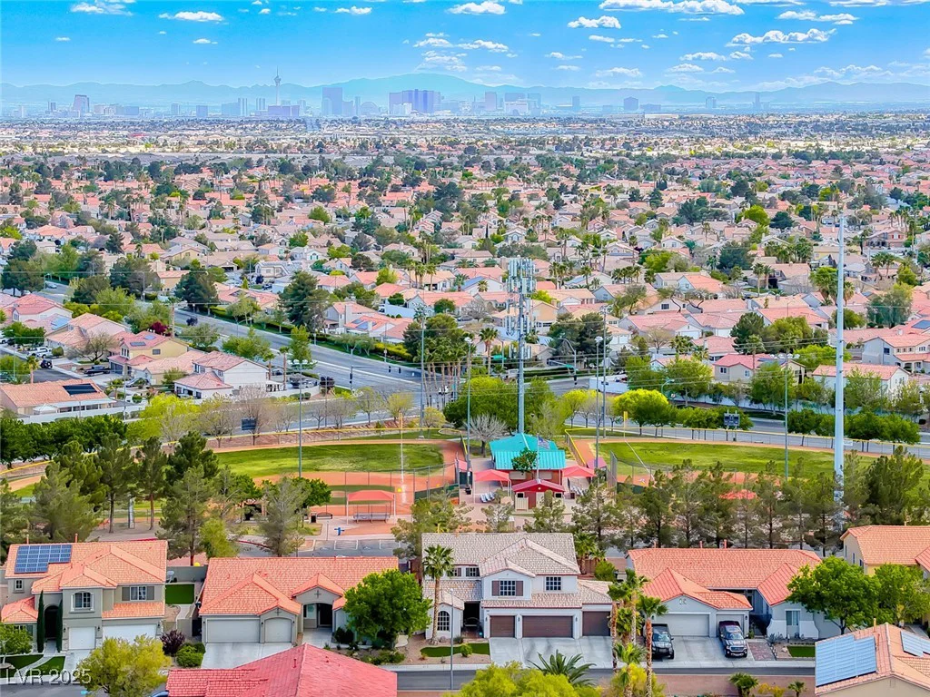 1611 Silent Sunset, North Las Vegas, NV 89084