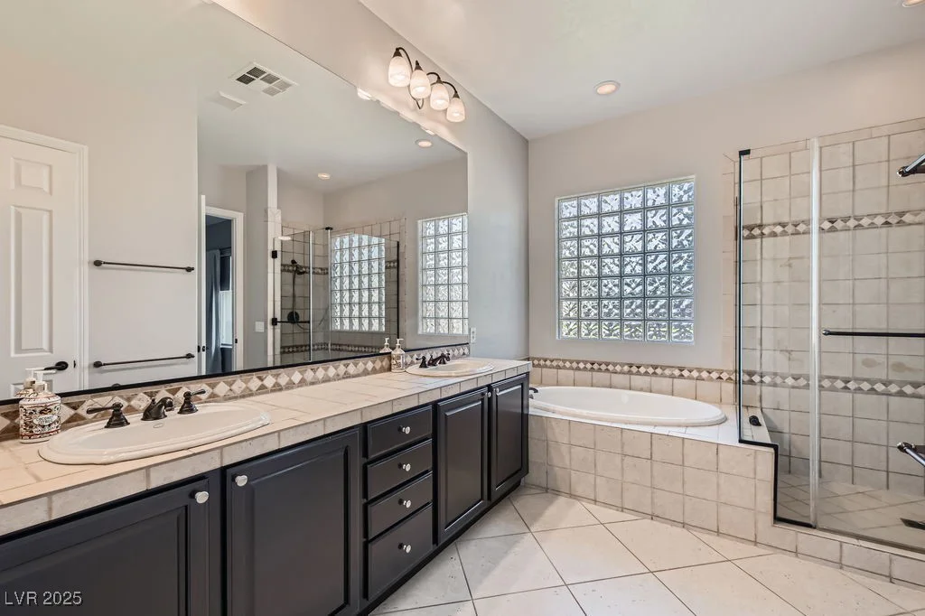 3908 Specula Wing, North Las Vegas, NV 89084