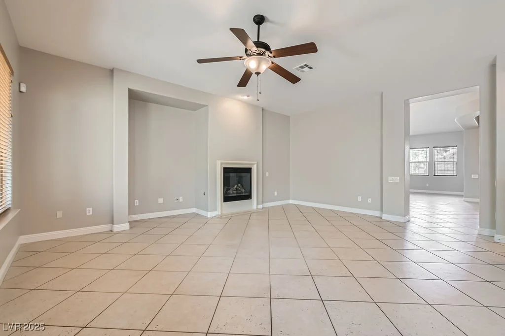 3908 Specula Wing, North Las Vegas, NV 89084
