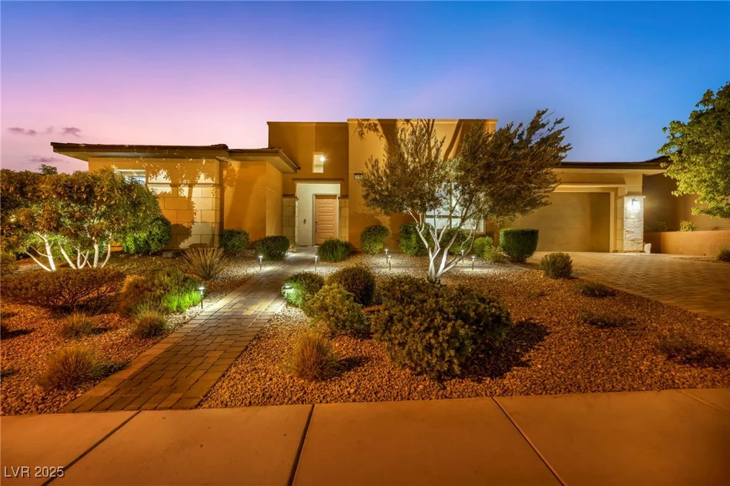 10113 Regency Square, Las Vegas, NV 89148