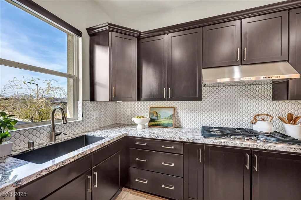 10113 Regency Square, Las Vegas, NV 89148