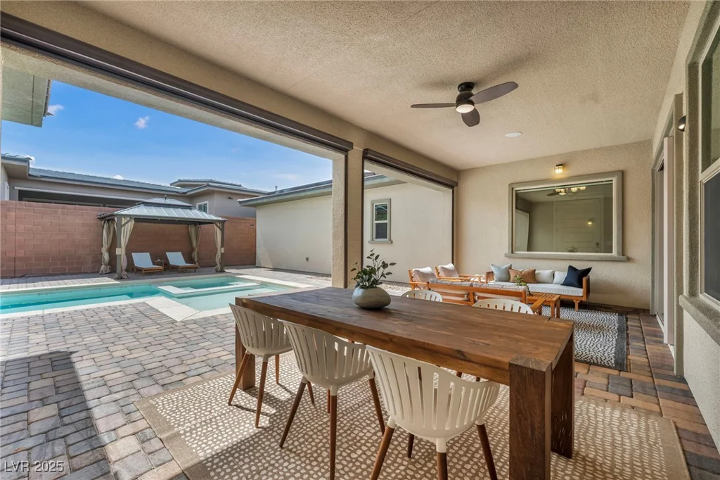 10113 Regency Square, Las Vegas, NV 89148