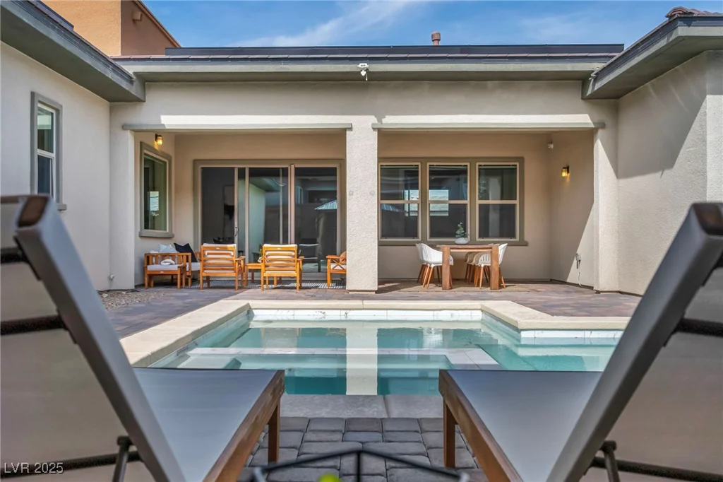 10113 Regency Square, Las Vegas, NV 89148