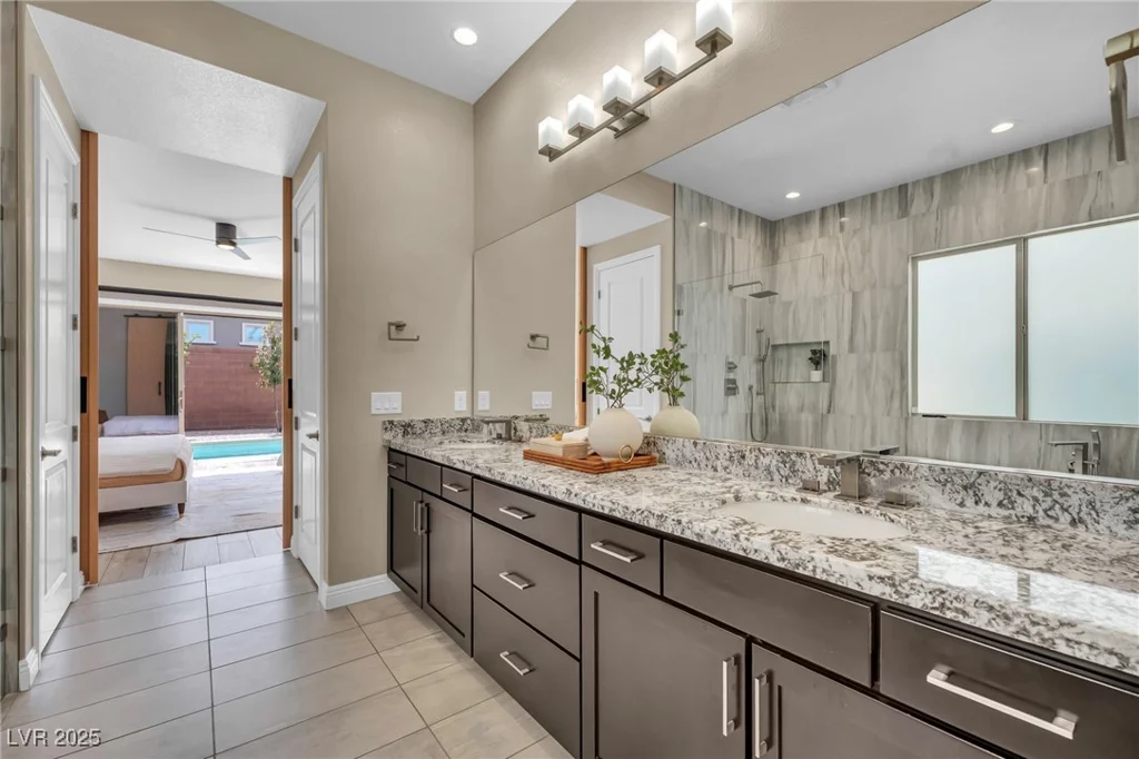10113 Regency Square, Las Vegas, NV 89148