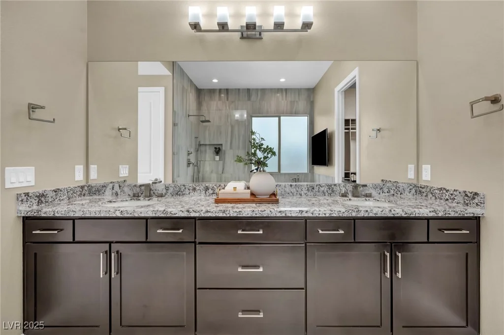 10113 Regency Square, Las Vegas, NV 89148
