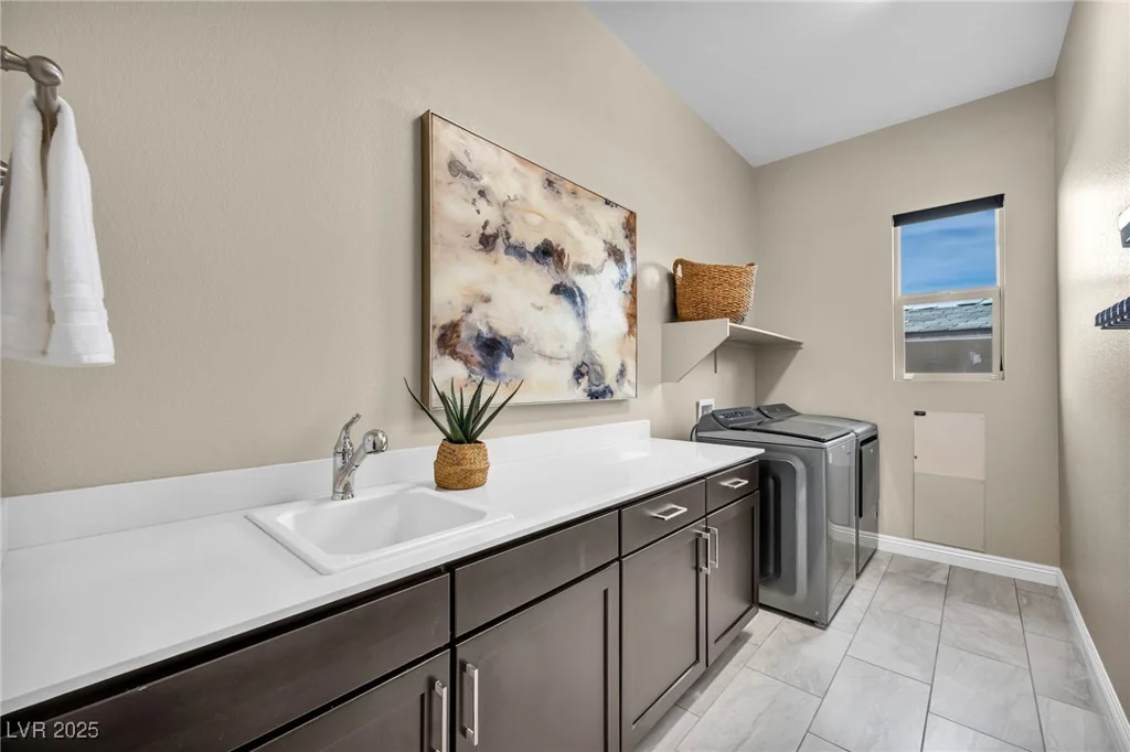 10113 Regency Square, Las Vegas, NV 89148