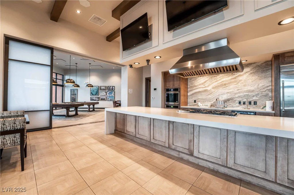10113 Regency Square, Las Vegas, NV 89148