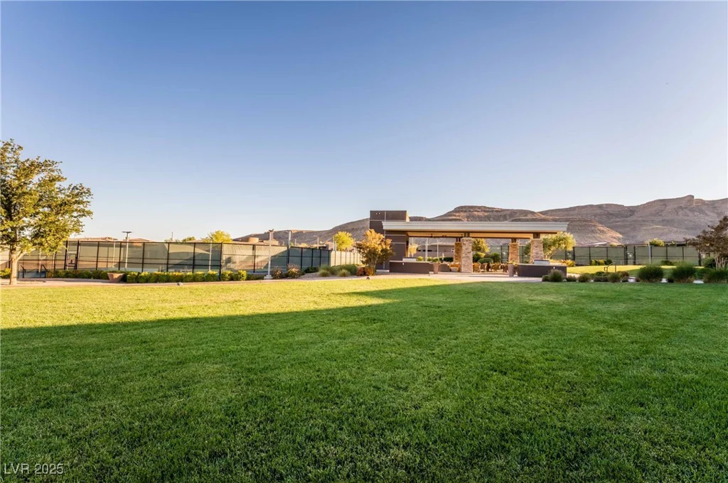 10113 Regency Square, Las Vegas, NV 89148