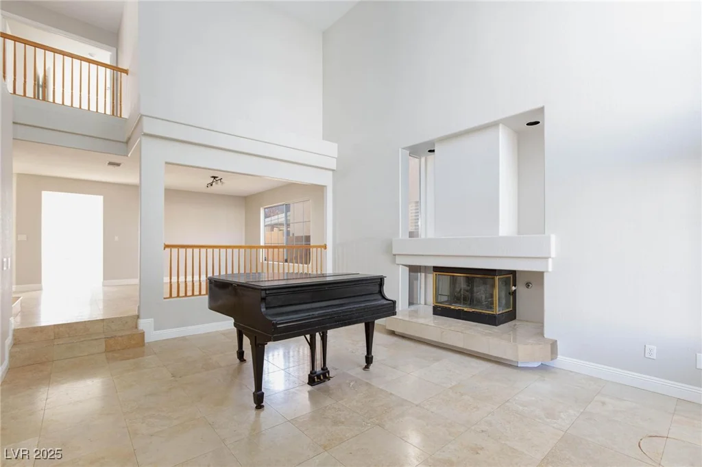 8617 Copper Ridge, Las Vegas, NV 89129