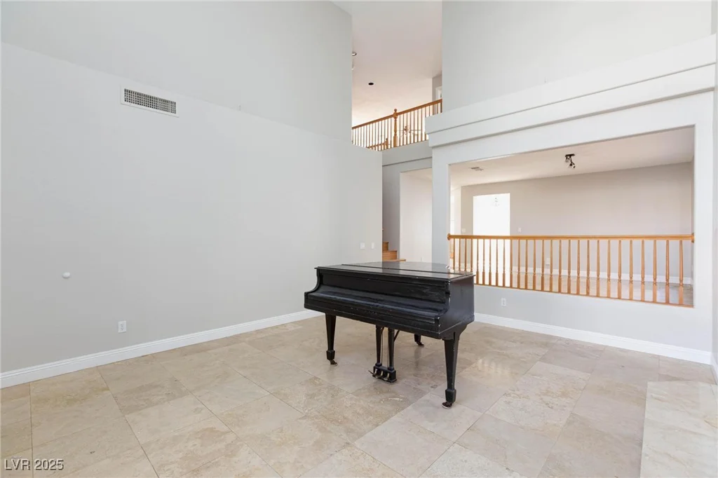 8617 Copper Ridge, Las Vegas, NV 89129
