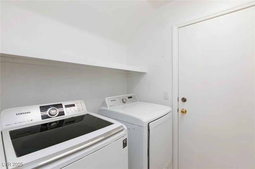 8617 Copper Ridge, Las Vegas, NV 89129