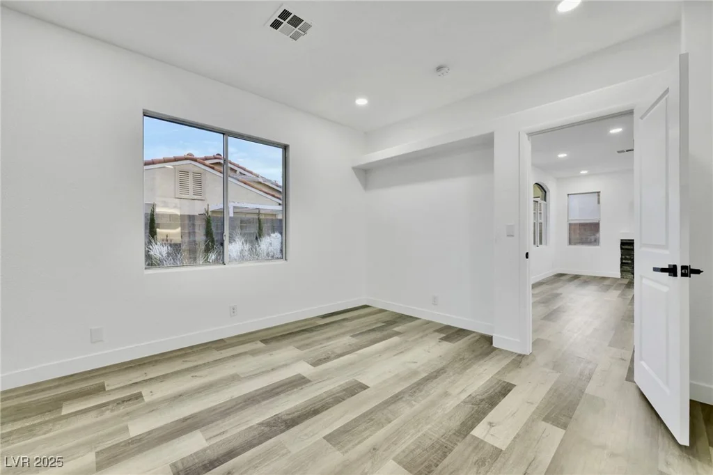7909 Smokey Ridge, Las Vegas, NV 89131