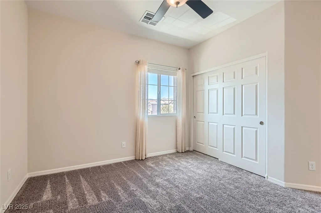5556 Cornadelo Range, Las Vegas, NV 89113