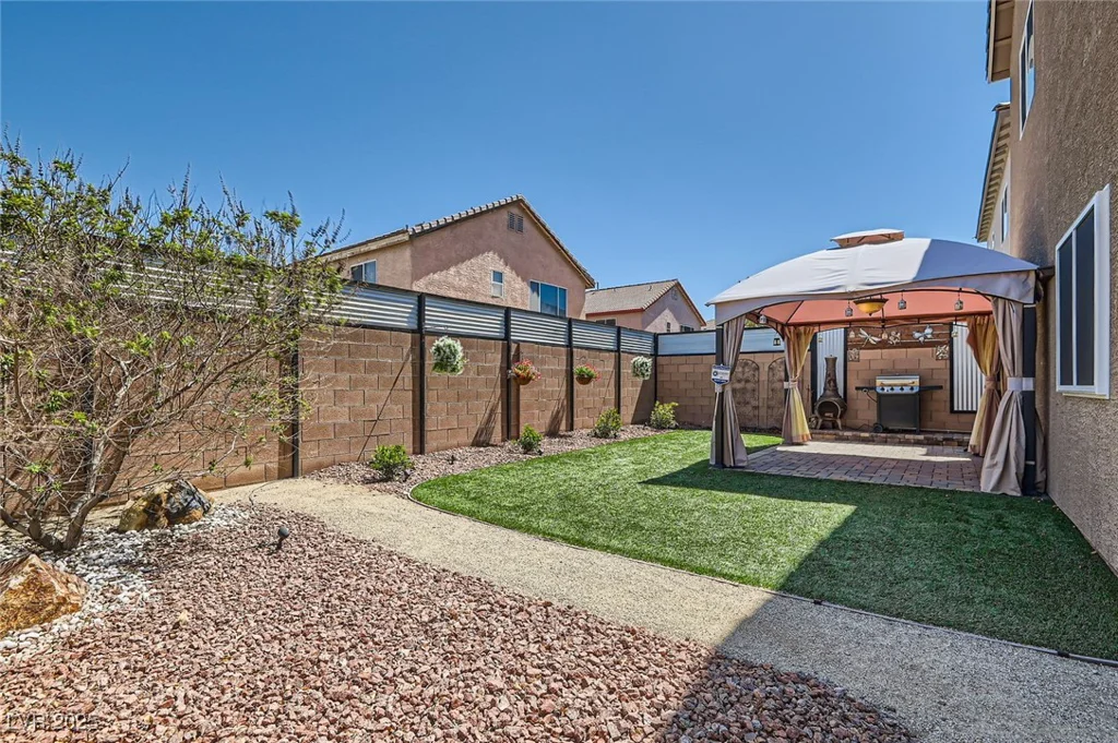 5556 Cornadelo Range, Las Vegas, NV 89113