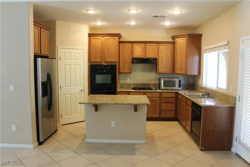 932 Tafalla, Las Vegas, NV 89138