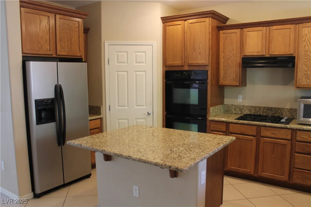 932 Tafalla, Las Vegas, NV 89138