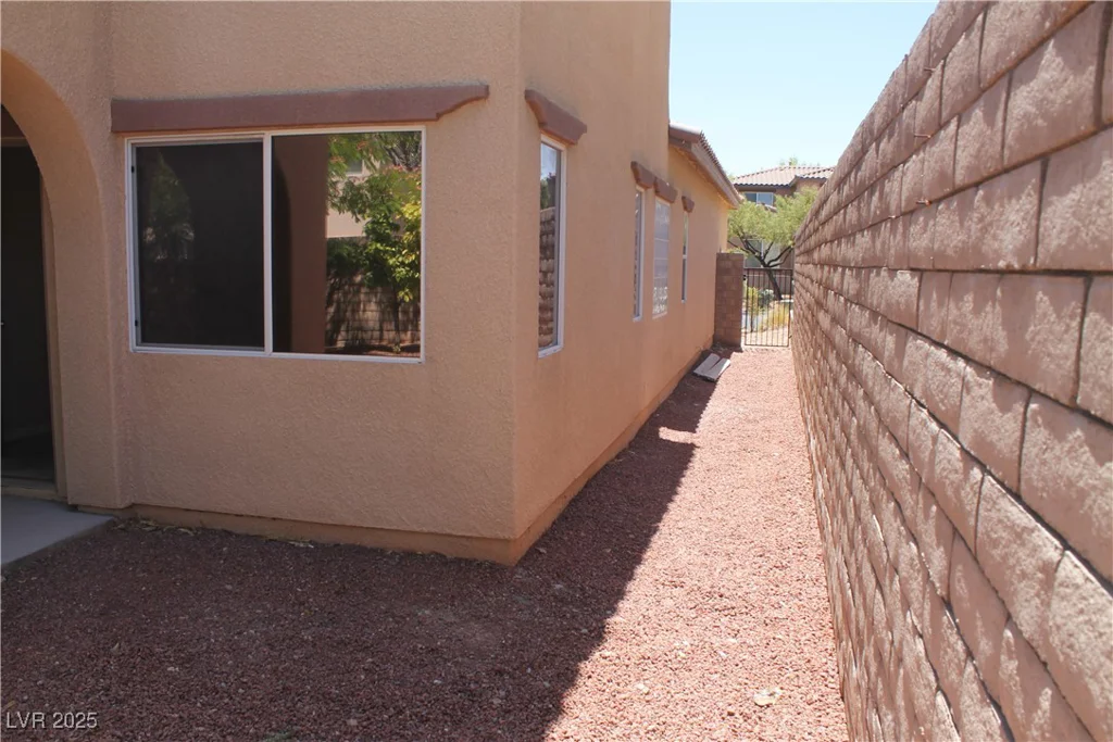 932 Tafalla, Las Vegas, NV 89138