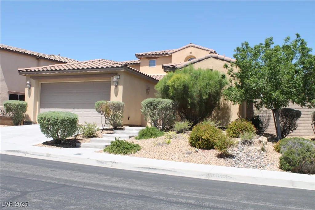 932 Tafalla, Las Vegas, NV 89138
