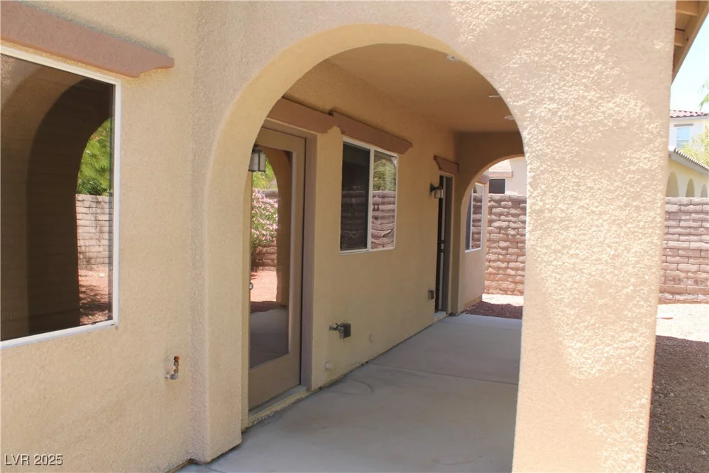 932 Tafalla, Las Vegas, NV 89138