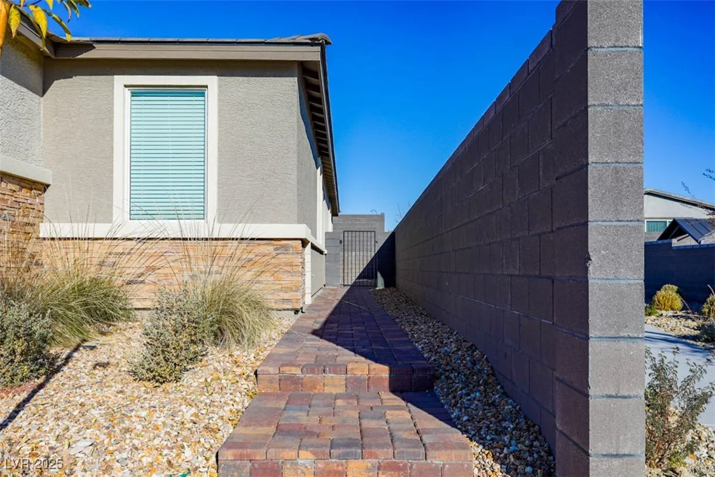 9428 Noble Fir Ridge, Las Vegas, NV 89143
