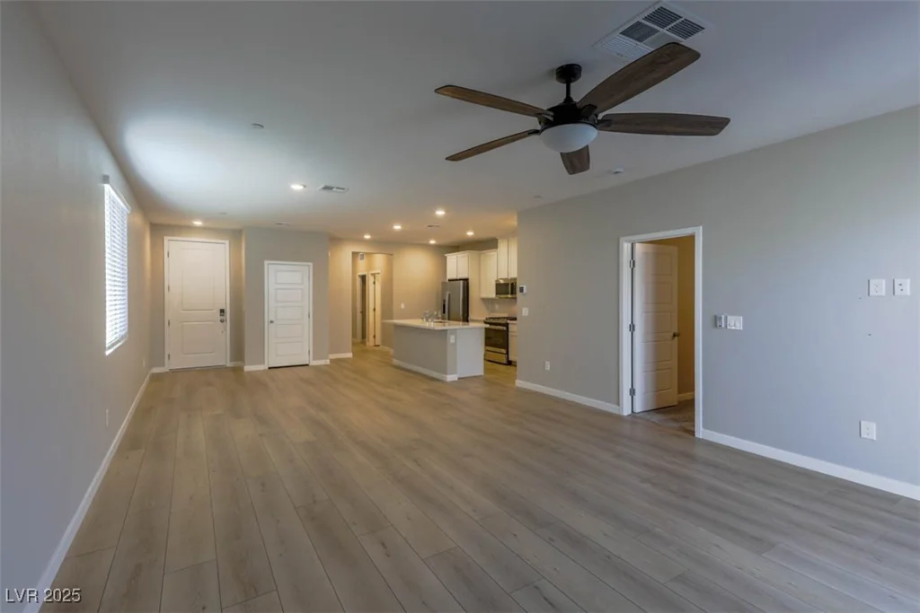 9428 Noble Fir Ridge, Las Vegas, NV 89143