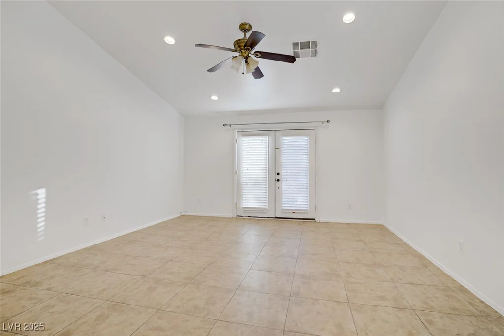 205 Derwent, Las Vegas, NV 89144