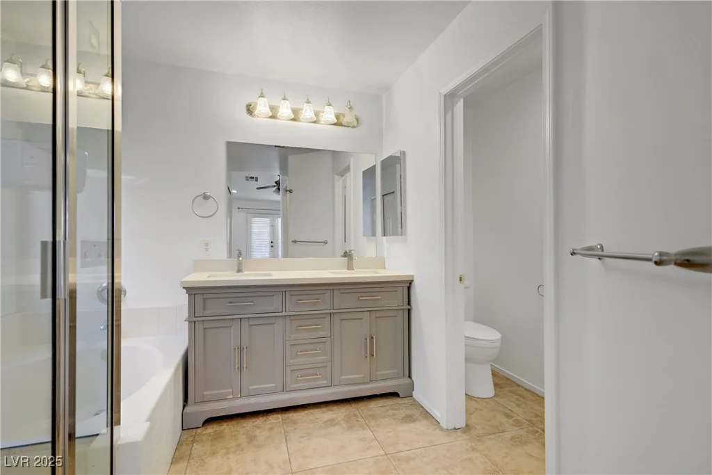 205 Derwent, Las Vegas, NV 89144