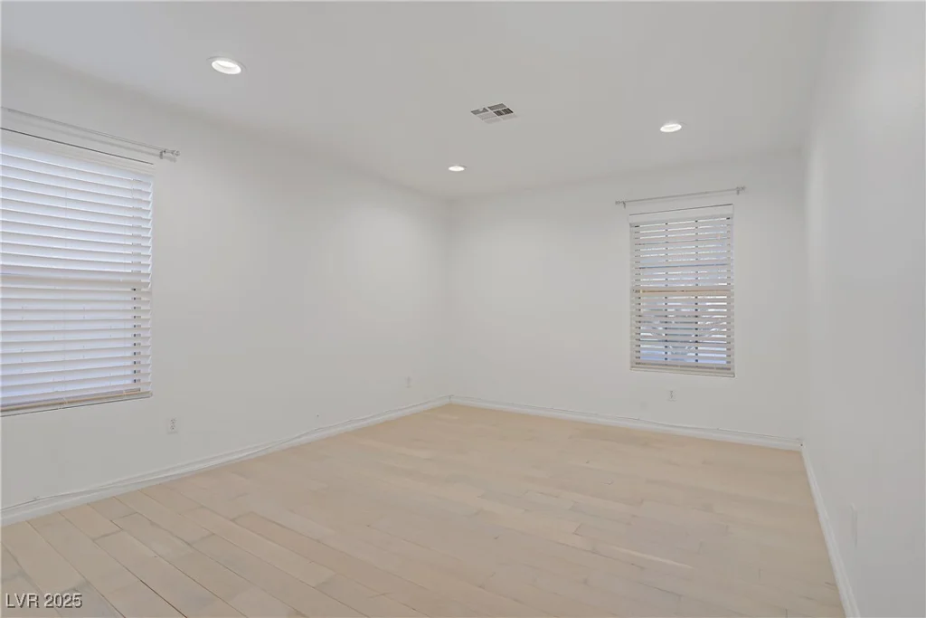 205 Derwent, Las Vegas, NV 89144