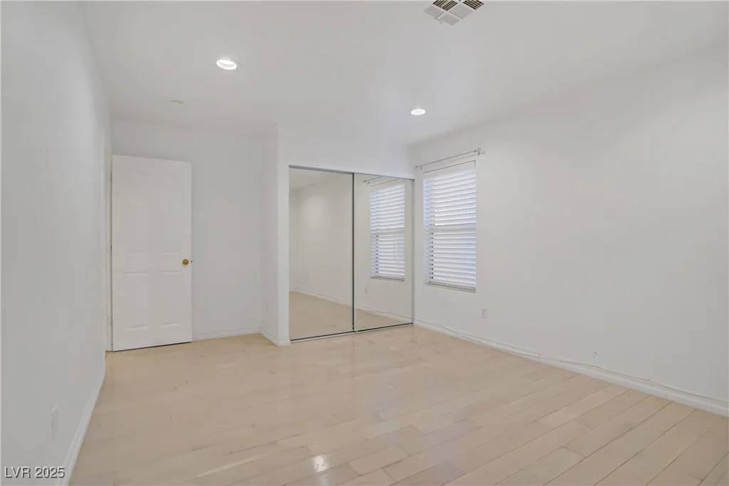 205 Derwent, Las Vegas, NV 89144